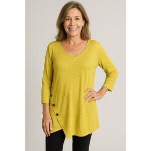Chalet Women's Pistachio V-Neck Asymmetrical Tunic Top With Side Buttons & 3/4 S